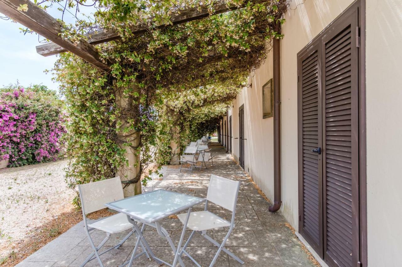 Masseria Li Campi Cavallino di Lecce Extérieur photo